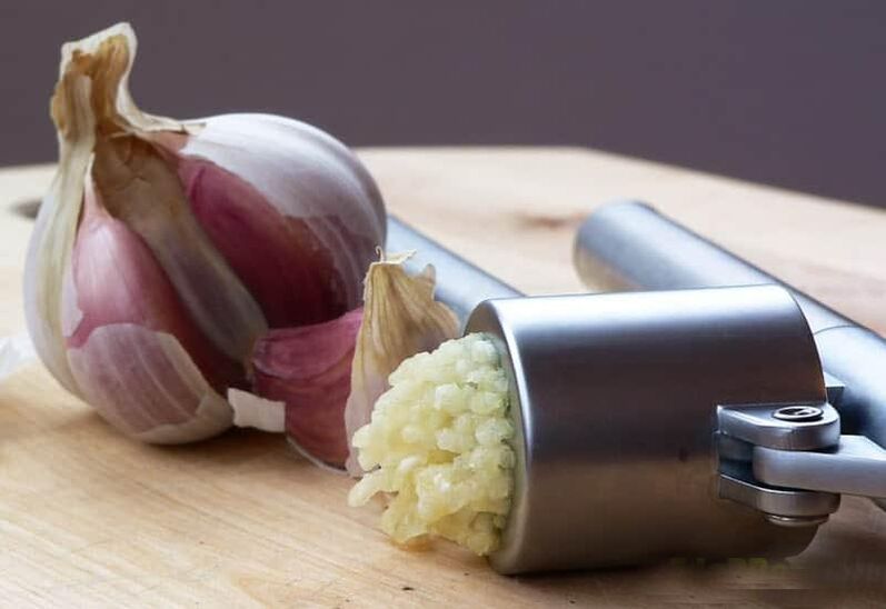Knoflook en uien van parasieten