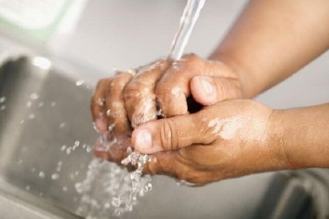Infectie door water in een watervoorziening